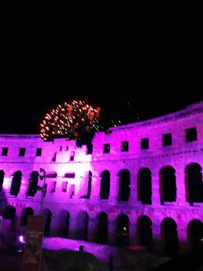 Apartments Alen Pula